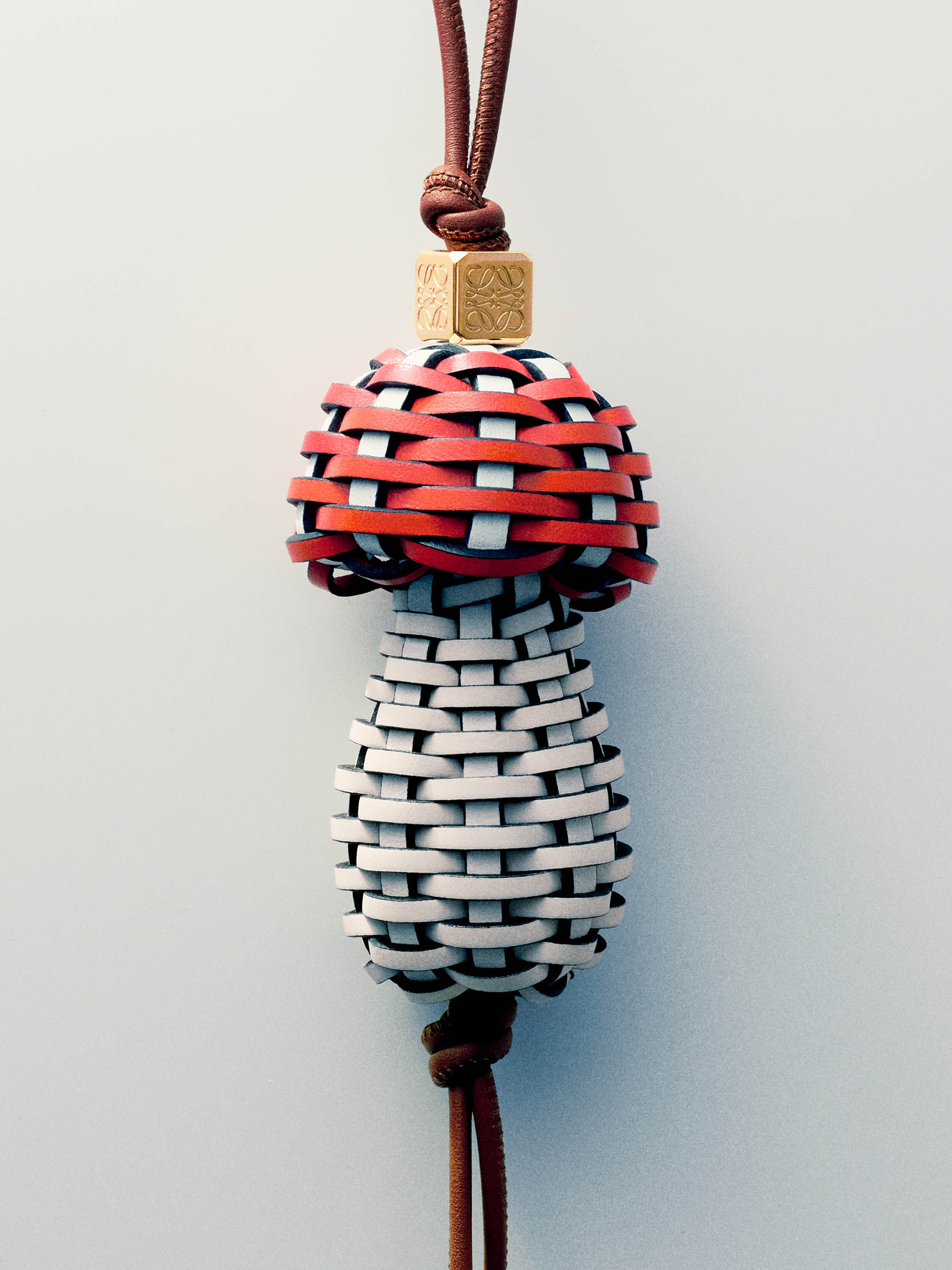 Customized designer bags gift ideas | LOEWE